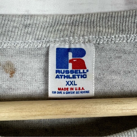 Vintage 1990s Monarchs London T-Shirt - Picture 3 of 9